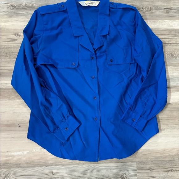 Vintage Diane Von Fustenberg Blouse with Shoulder Pads - Picture 8 of 8